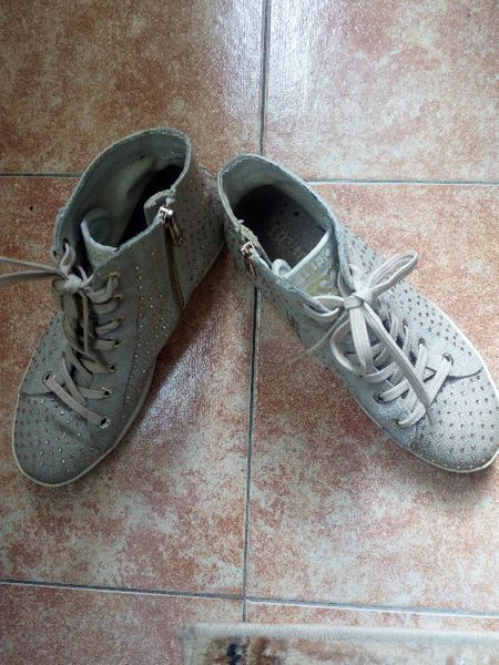 Обувки "GiAnni", "LIU JO", "Laura Biaggioti" и др.