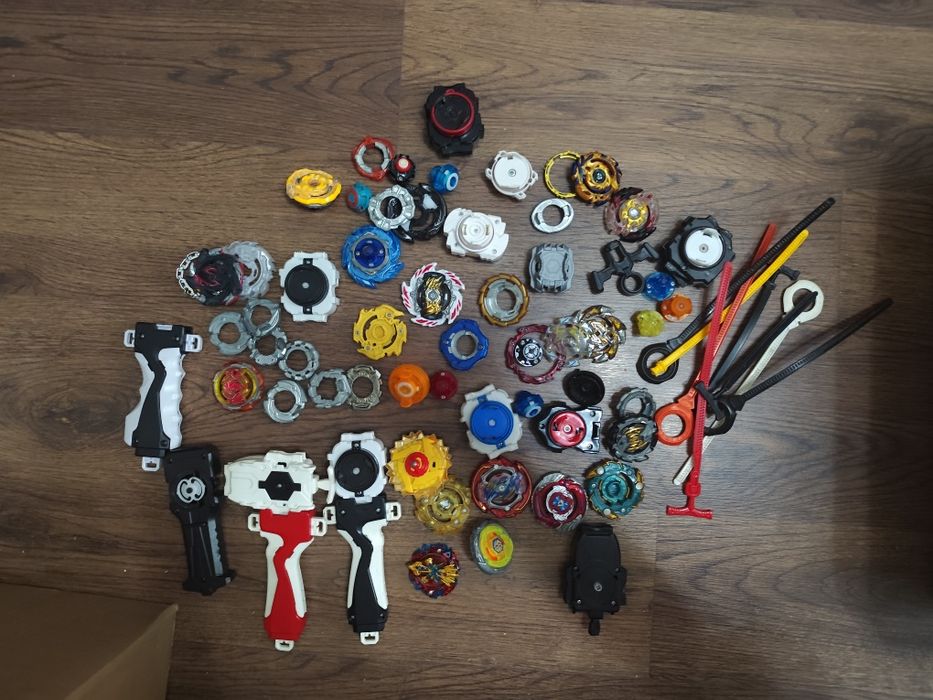 ПРОДАМ Бэйблэйды