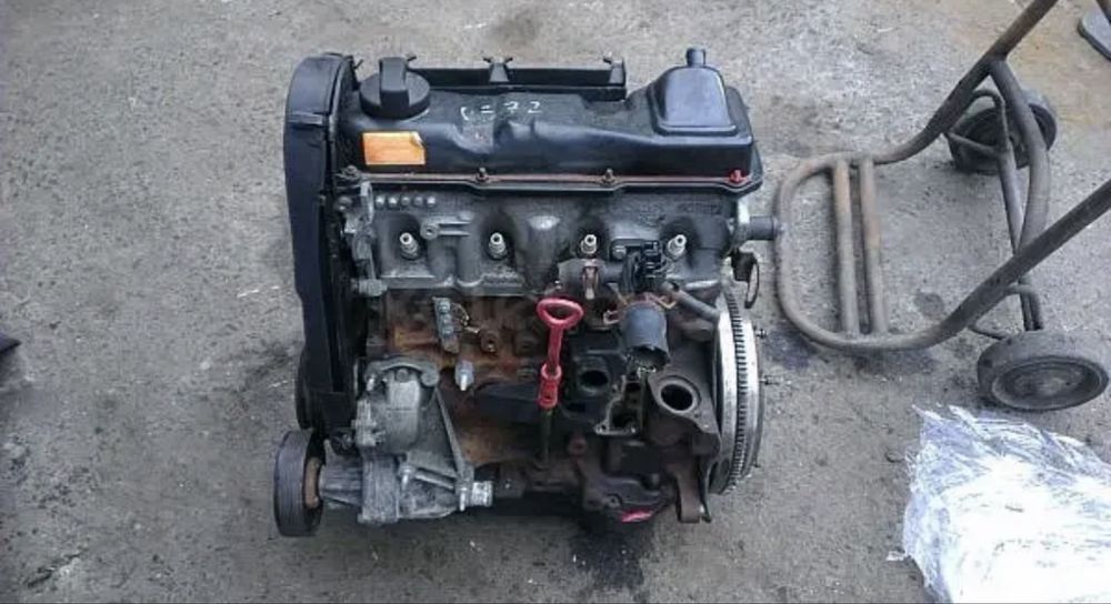 Двигатель Фолцваген 2.0