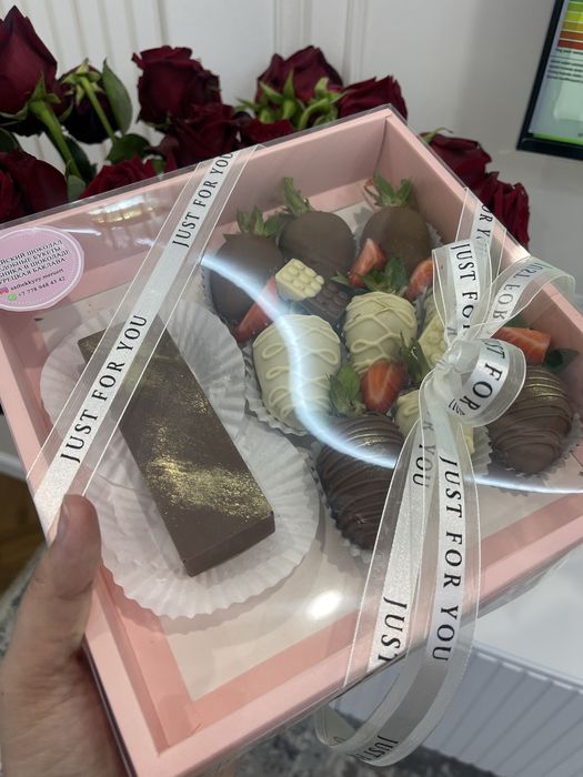 Клубника в шоколаде. Букет из клубники