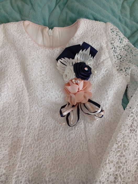 Продам платье и пальто на девочку