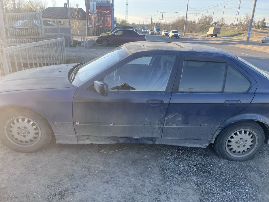Продам бмв е36 на полном хожу