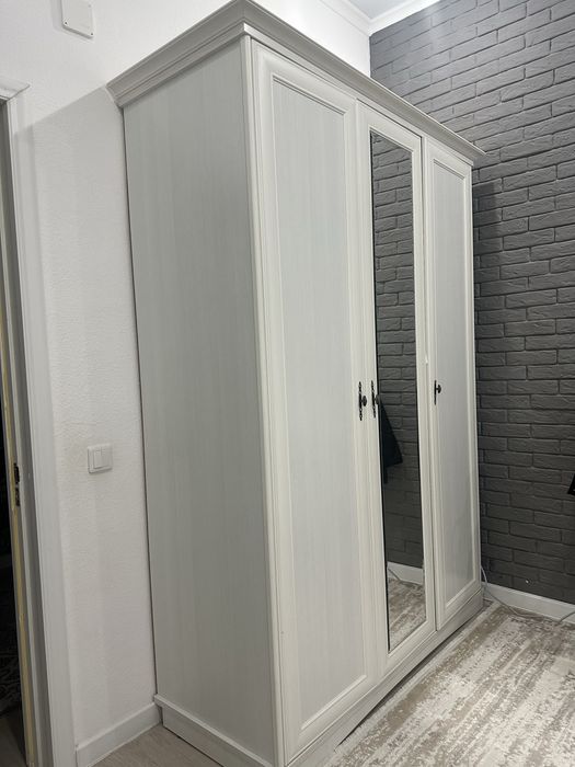 Продается шифонер в хорошем состоянии
