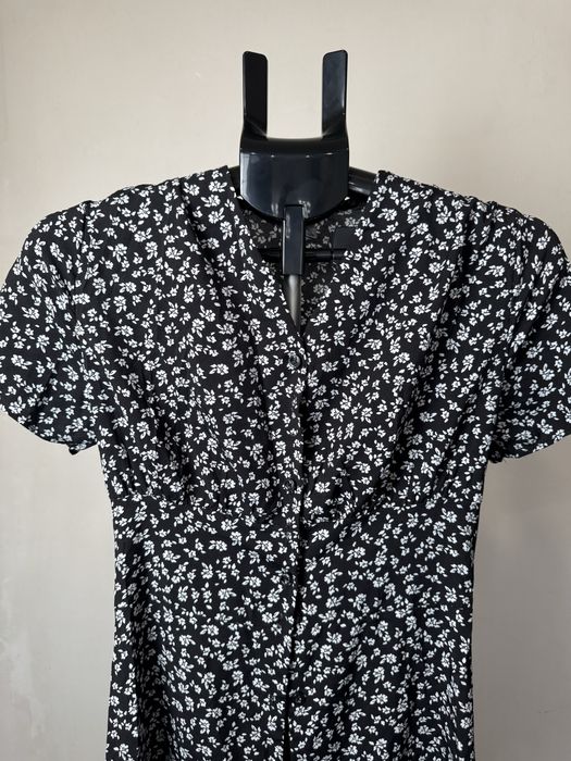 Платье на пуговицах размер 42-44