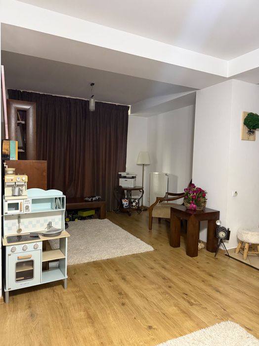 Apartament 3 camere Plevna