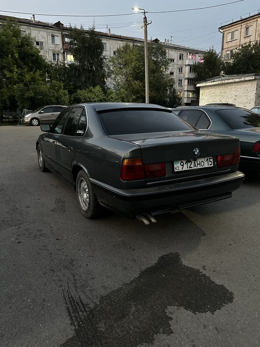 Продам BMW 520 цена 2,5