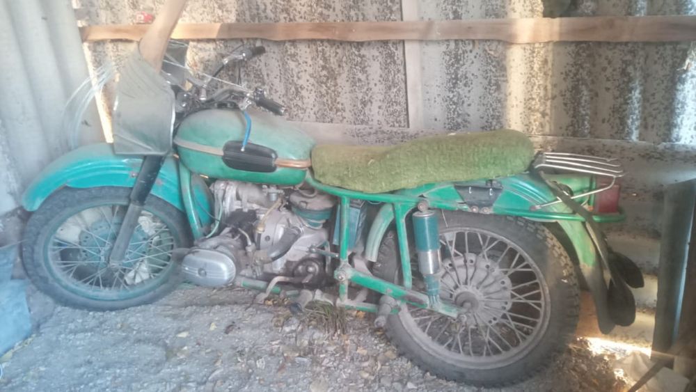 Урал на ходу есть люлька