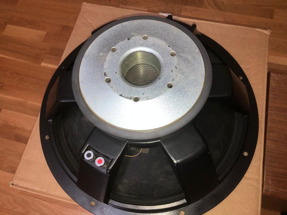 Difuri , Bași de 18/Profesionali