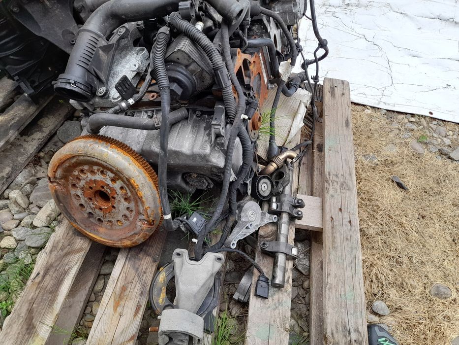 chiuloasa Motor bkp 2000diesel clapeta racitor ax volanta vw passat