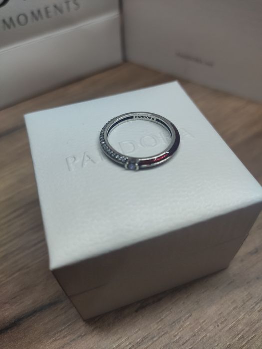 Серебряное кольцо бренд Пандора