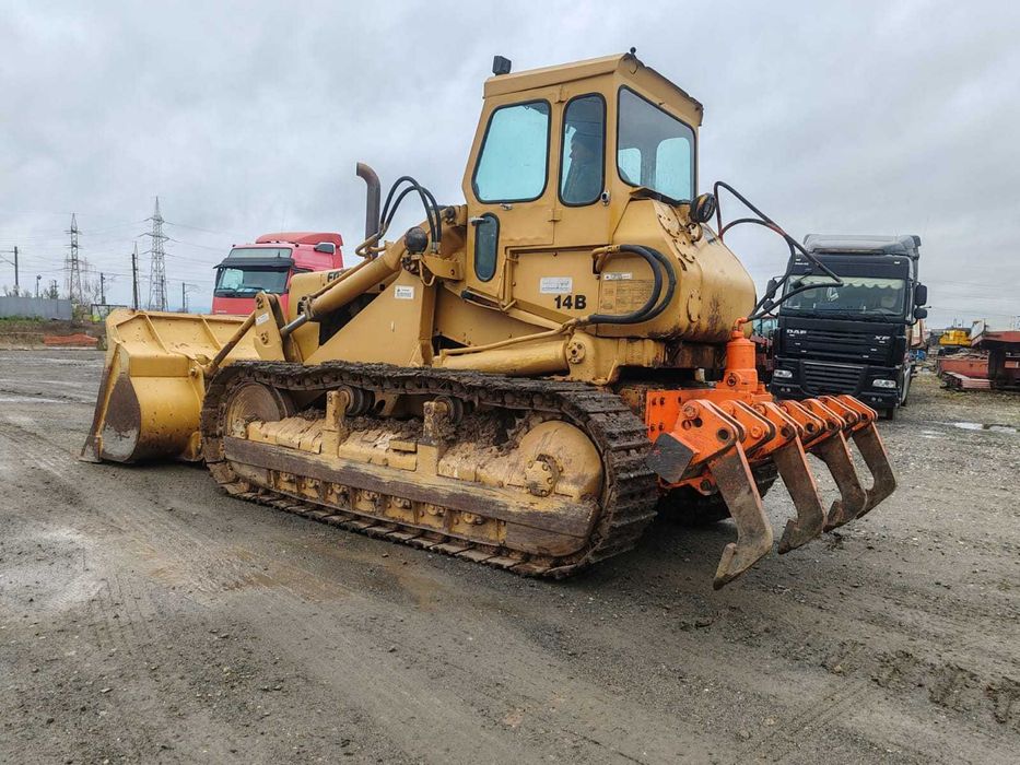 Fiat Allis FL 14B incarcator frontal pe senile cu scarificator