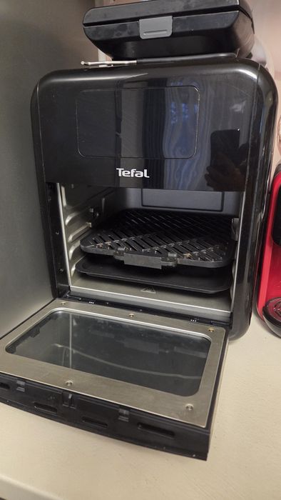 Fripteuza cu aer cald Tefal