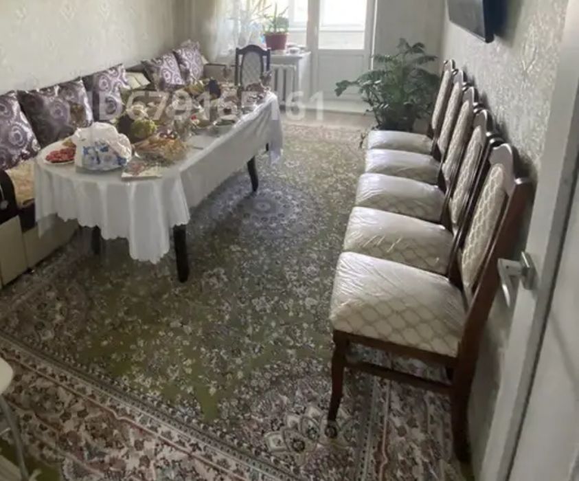 Продам стол и стулья