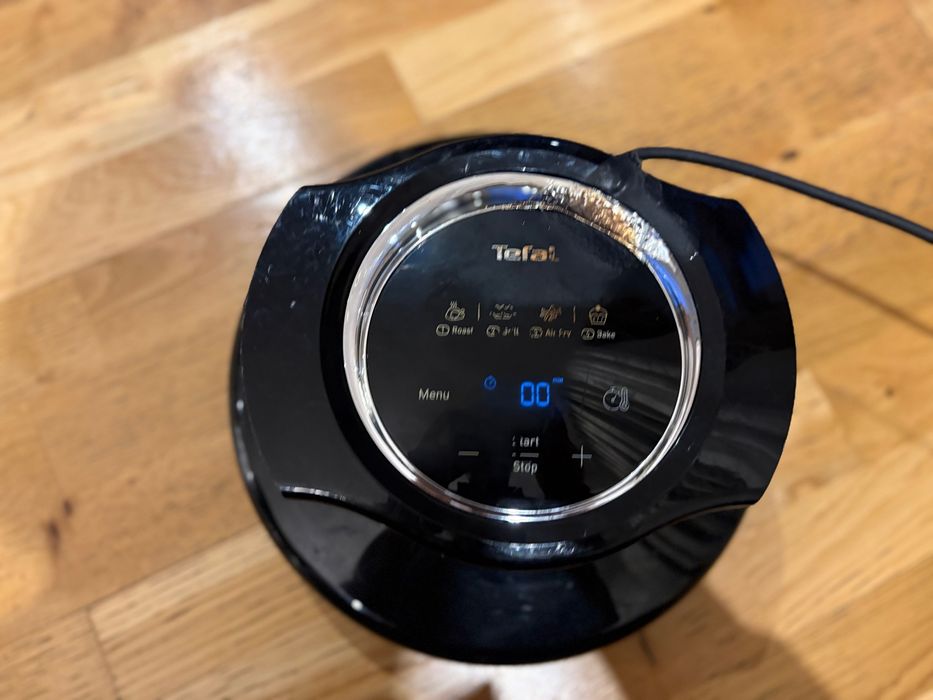 Продавам Tefal Turbo Cuisine & Fry CY778830