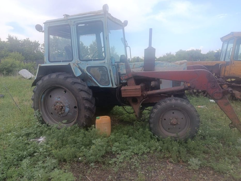 Продам мтз 80,вагончик