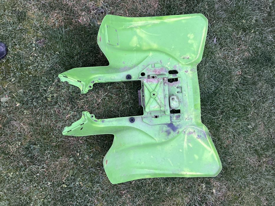 Carena spate suzuki ltz /kawasaki kfx400