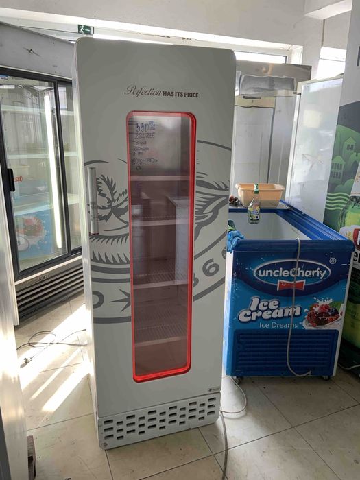 Хладилна витрина Ретро/170см/Лед осветление