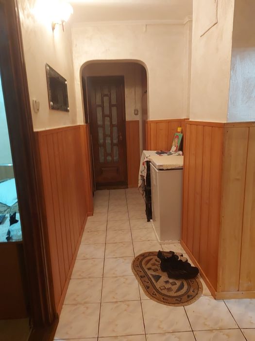 Apartament 4 camere, Broșteni
