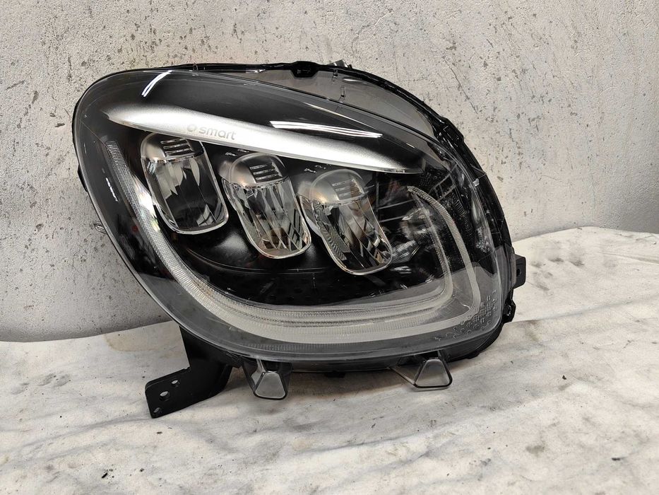 Оригинален фар Смарт  Smart Fortwo 453 Full Led