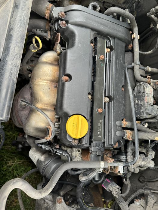 Двигател 1.2 от Корса