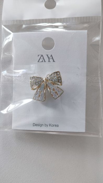 Броши на подарок