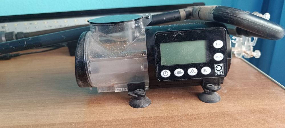 Set aparate JBL pentru acvariu.