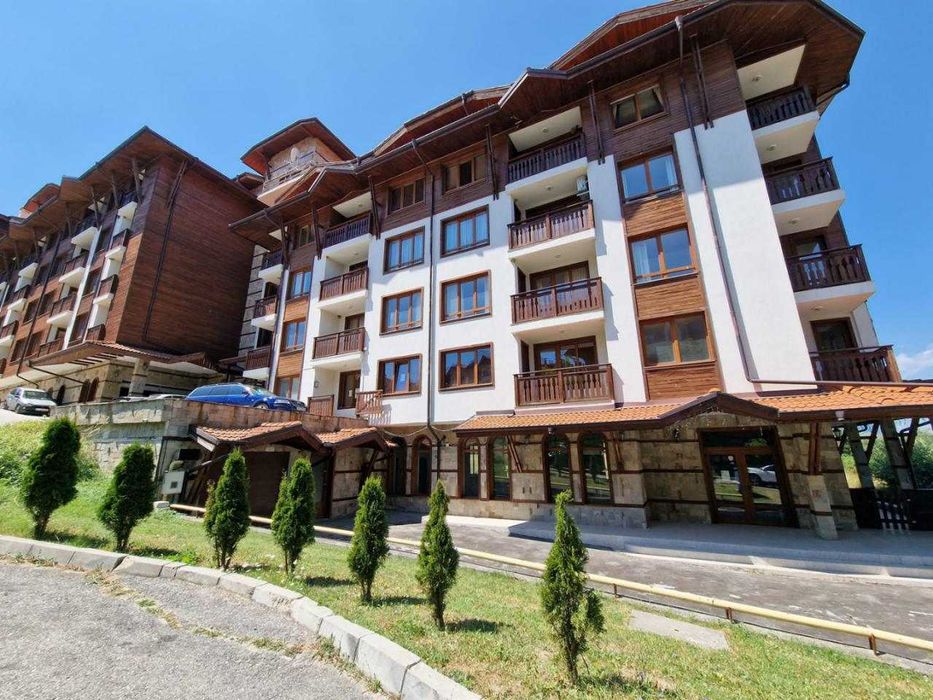 Тристаен апартамент в комплекс с минерална вода за продажба в Банско