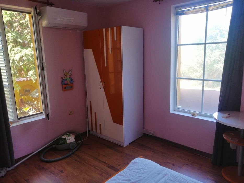 Цялостно мебелно обзавеждане за детска стая - момиче