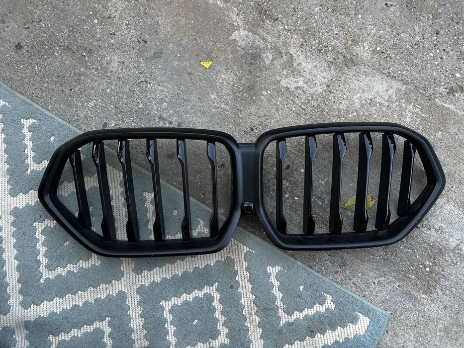 Grilă radiator  bmw x6.g06.