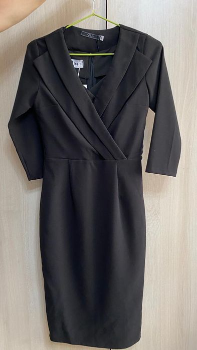 Платье новое продпю