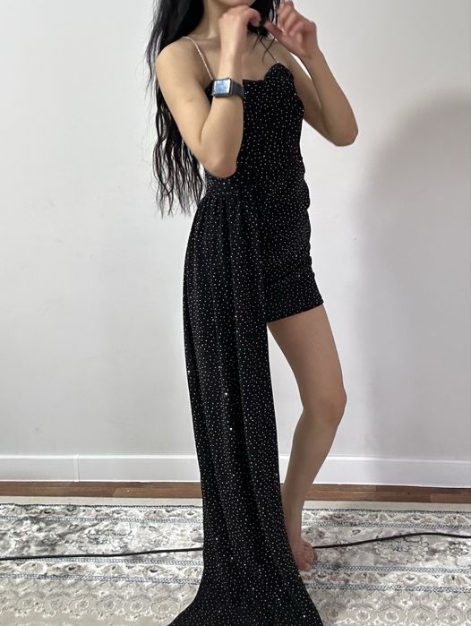 Платье 15к новый