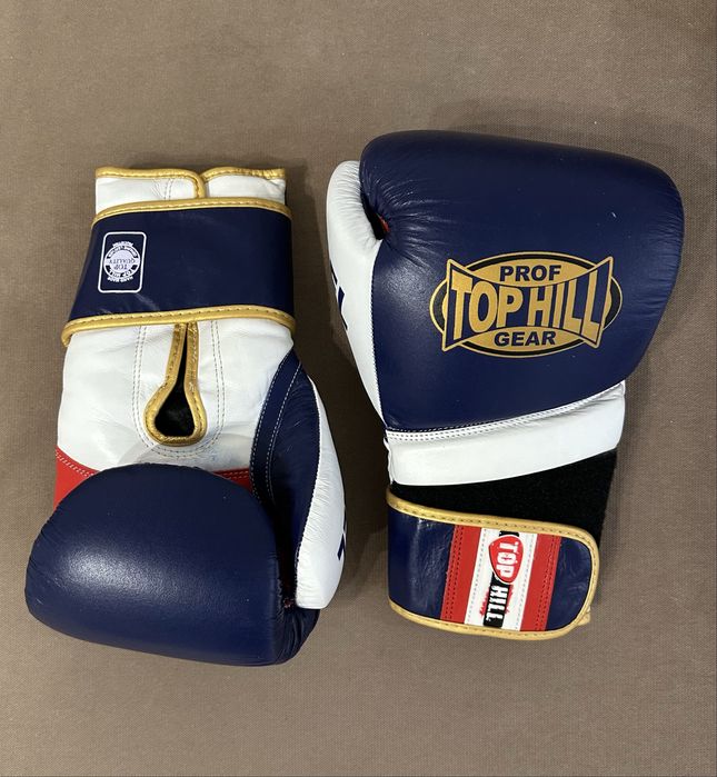 Боксерские перчатки