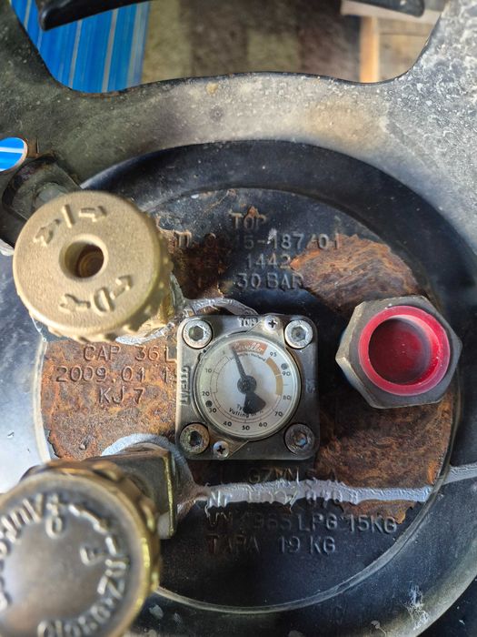 Vand butelie gpl pentru stivuitor