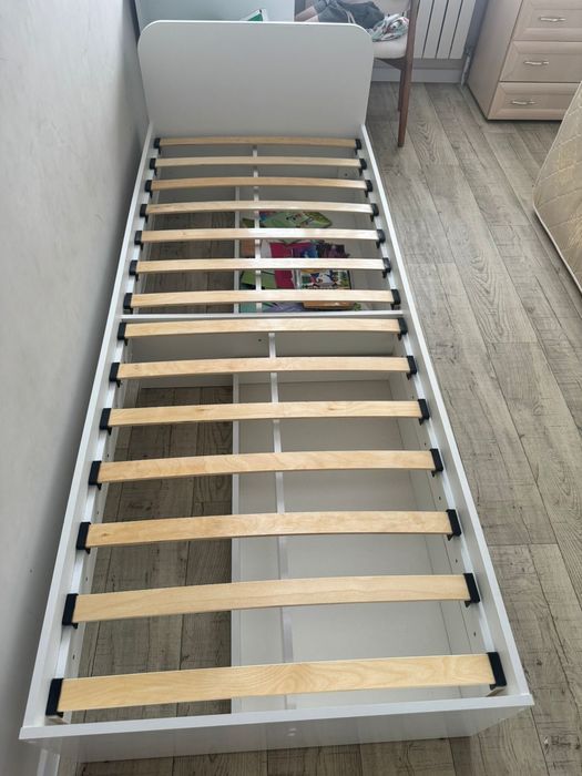 Детская кровать .