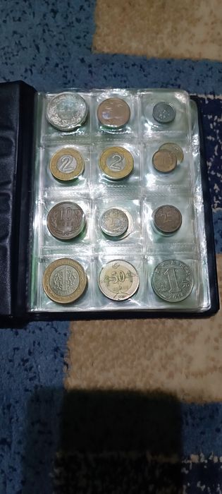 Продам много иностранных монет