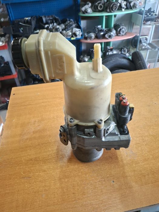 Pompă servodirecție Renault Espance IV  Laguna  III  2003>