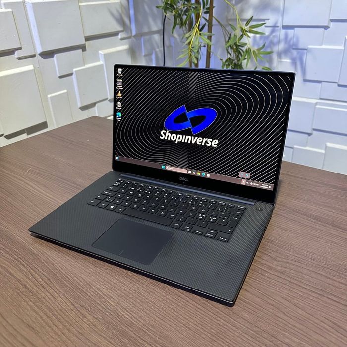 Laptop Dell Precision i9 9980HK / 32GB / Ecran 4K Touch / Placă Video