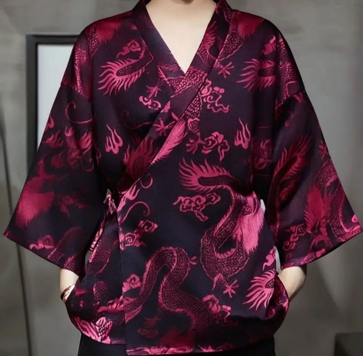 Китайски традиционни и спортни облекла за тренировка и състезания