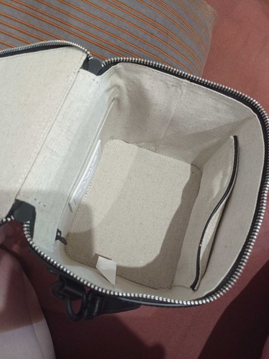 Продавам дамска чанта