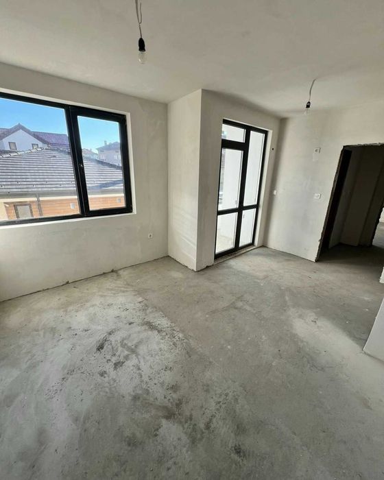 Продава се Двустаен апартамент в Търговище, Център - 55 кв.м за 1289 €/кв.м - Снимка #4