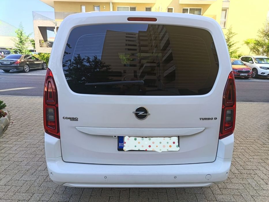 Opel combo-AUTOMAT 7 locuri 2020 EUR 6+