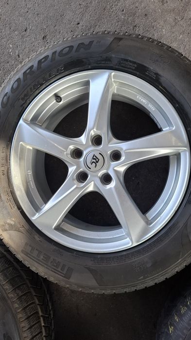 Jante aliaj Vw. Audi cu anvelope iarna Pirelli
