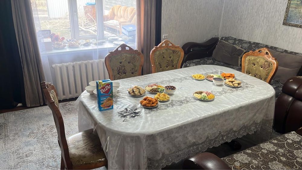 Продается 4х комнатный дом в центре города