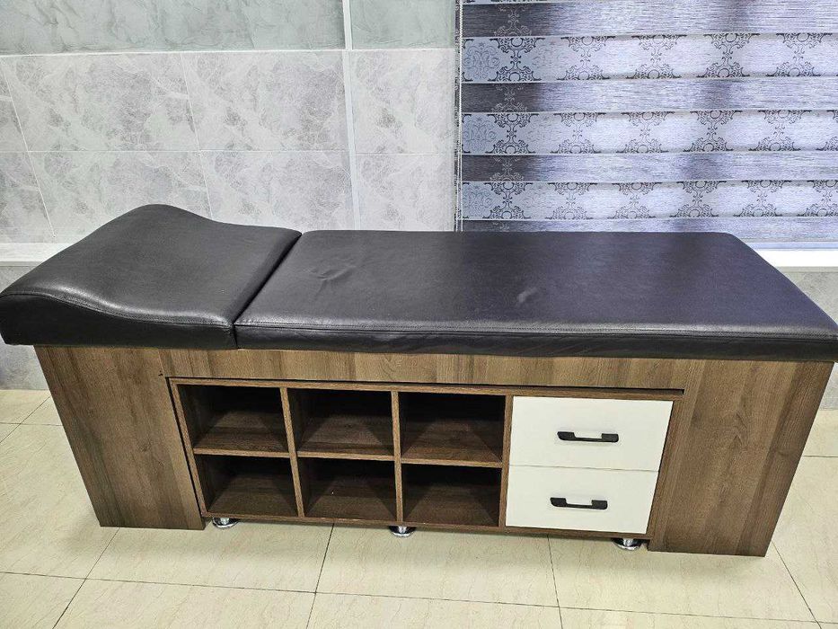 Медицинская кушетка