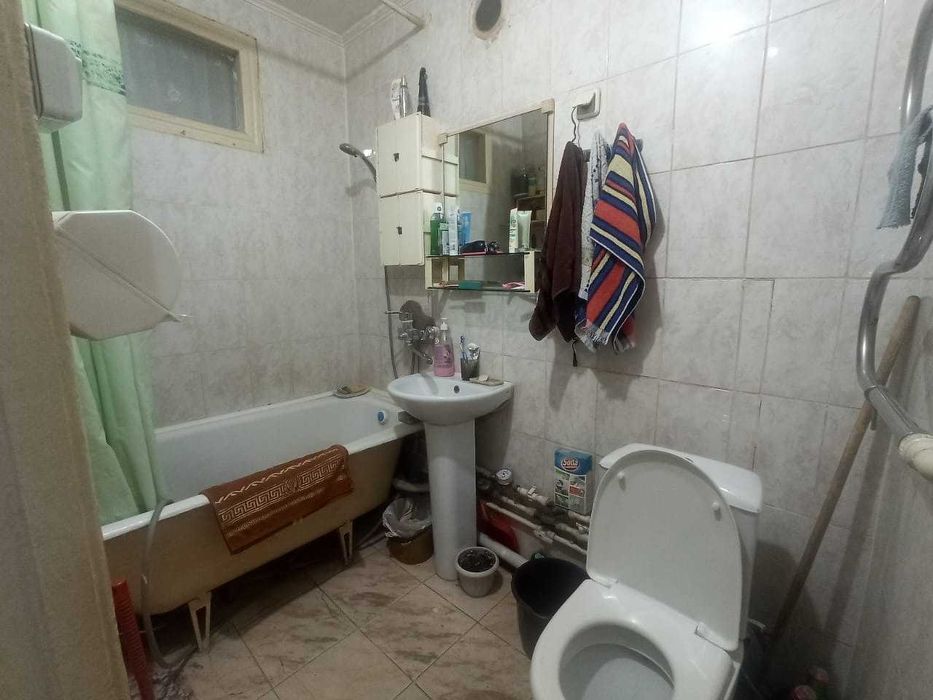 Продам  3 ком квартиру в Центр