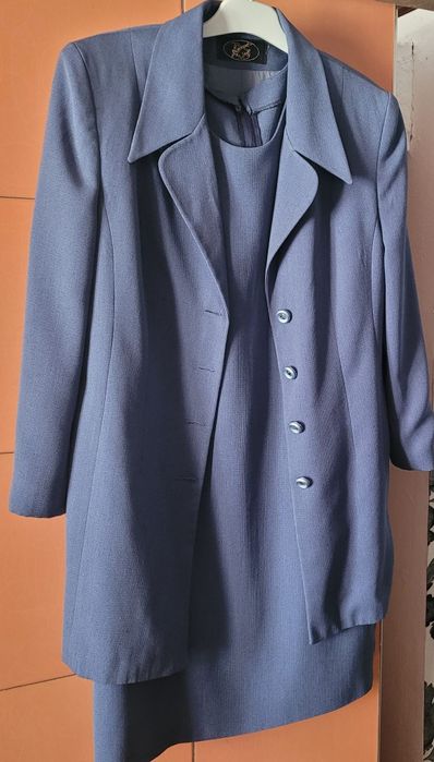 Compleu și rochițe elegante