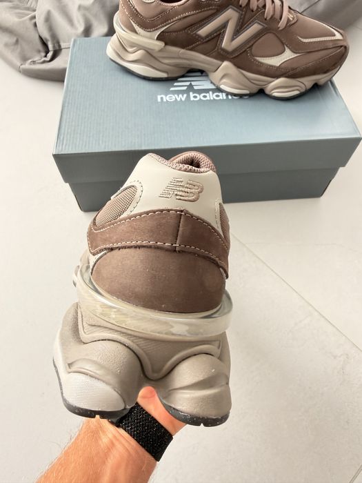 New Balance 9060 Mono Cortado