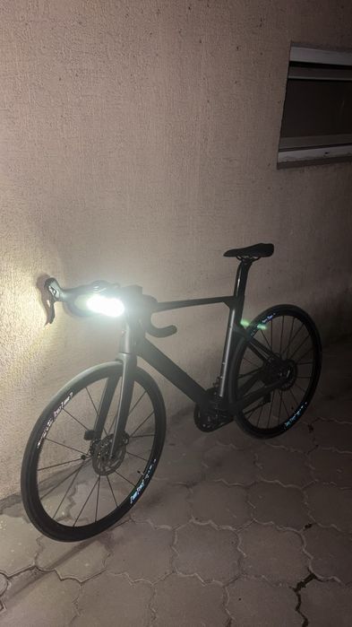 Twitter R15 Air full carbon