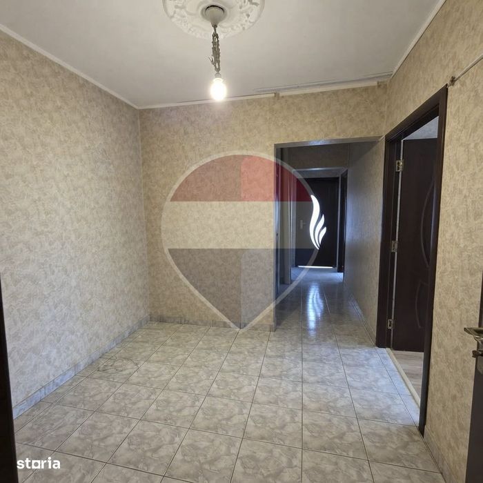 Apartament 3 camere | 71 mp | Et. 3/10 | Str. Hușului | Comision 0% — fotografia 3