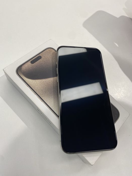 15 про макс 256гб 88%